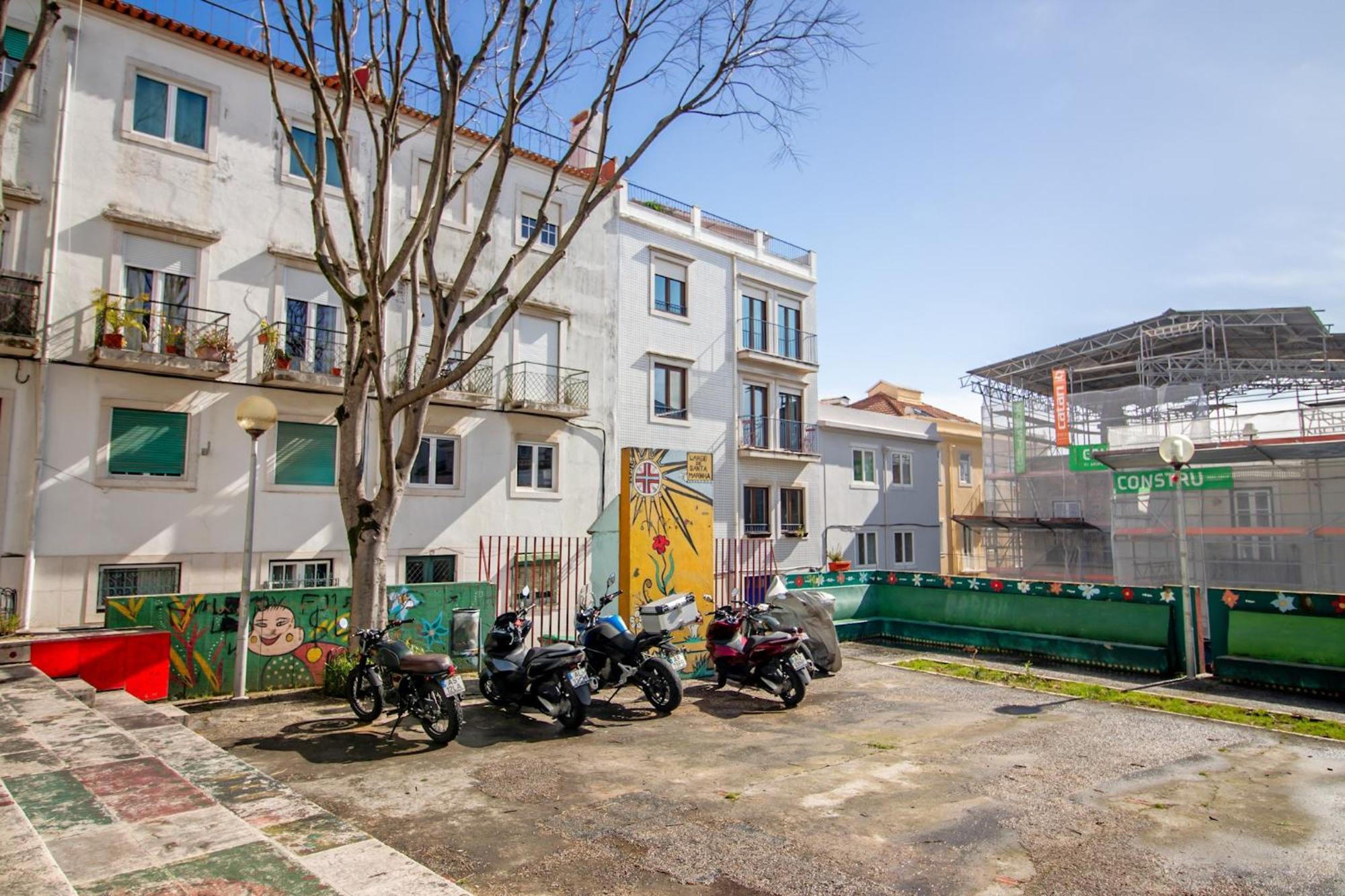 024 A - Stay In The Heart Of Lisbon Exterior photo